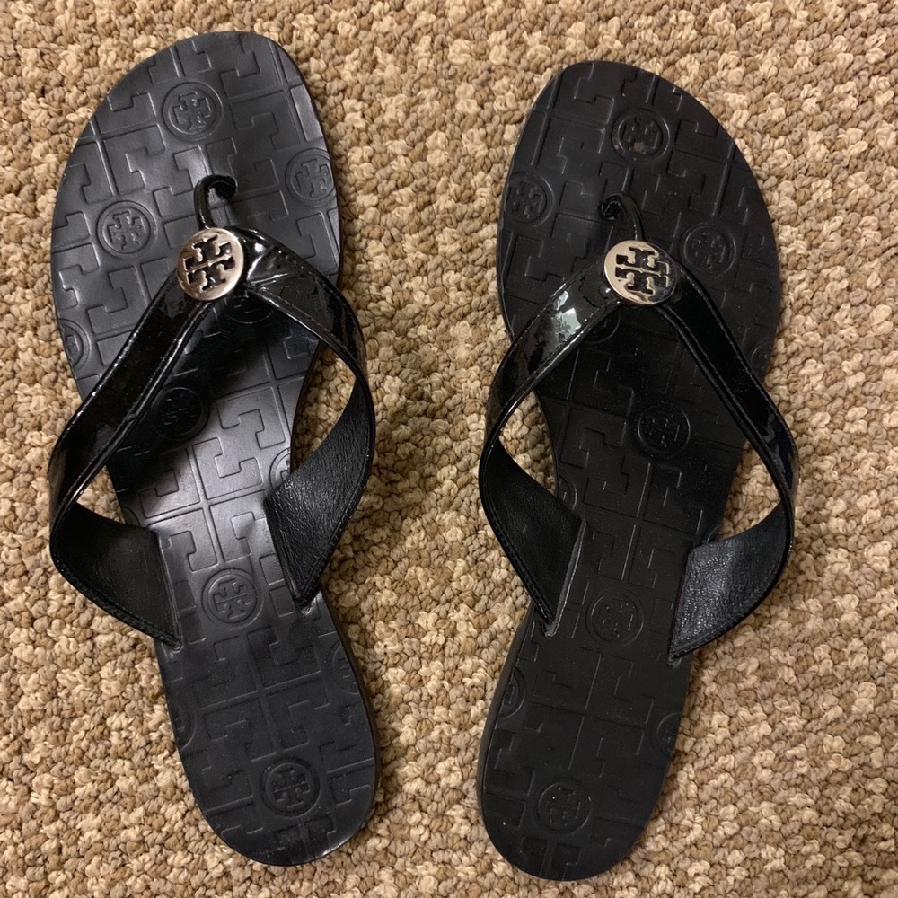 Black Tory Burch flip flops